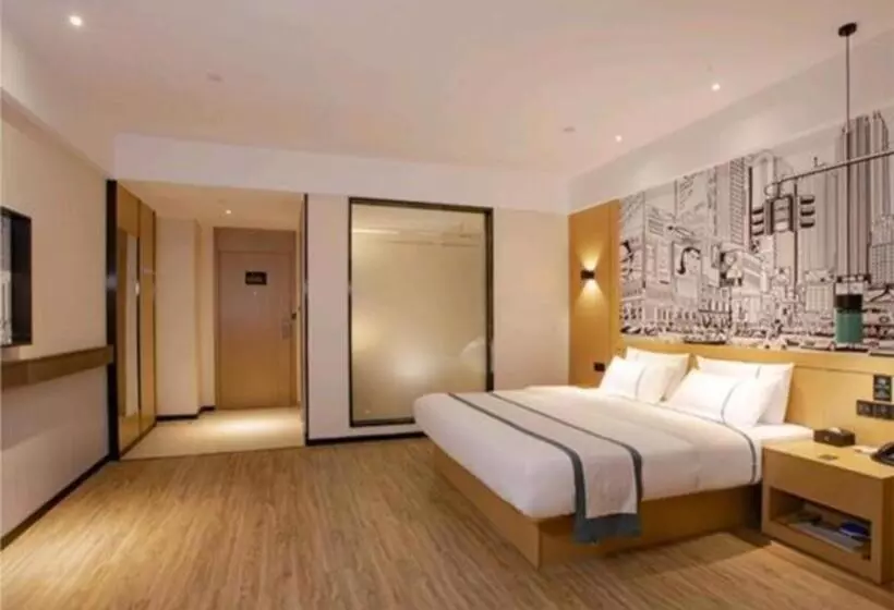 هتل City Comfort Inn Haikou Zhongjie Road Walking Street