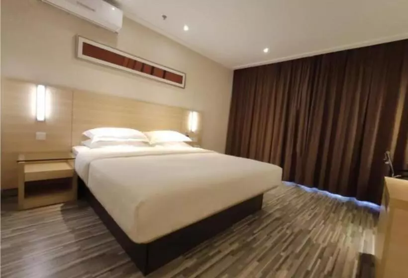 ホテル City Comfort Inn Jingdezhen Xinchang Road Taoxichuan