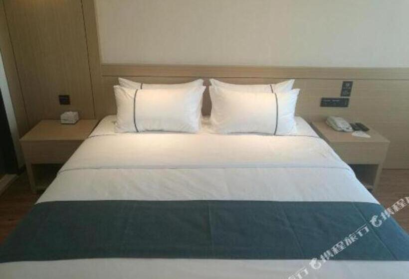 酒店 City Comfort Inn Zhanjiang Middle Haibin Avenue Wanda Plaza