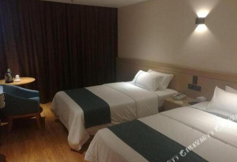 酒店 City Comfort Inn Zhanjiang Middle Haibin Avenue Wanda Plaza