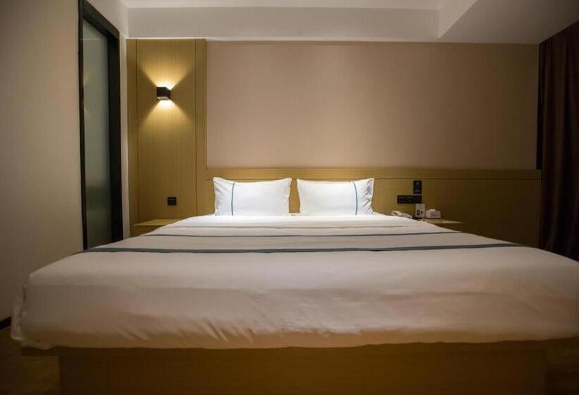 酒店 City Comfort Inn Zhanjiang Middle Haibin Avenue Wanda Plaza