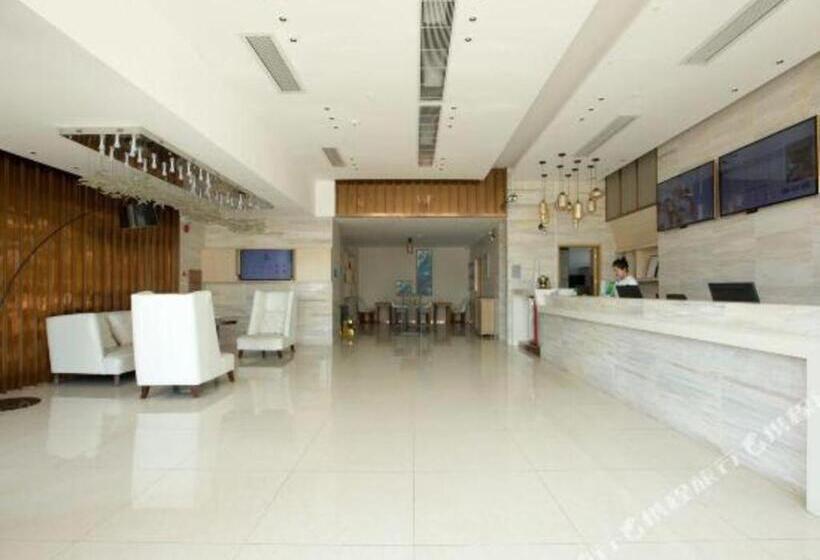 酒店 City Comfort Inn Zhanjiang Middle Haibin Avenue Wanda Plaza