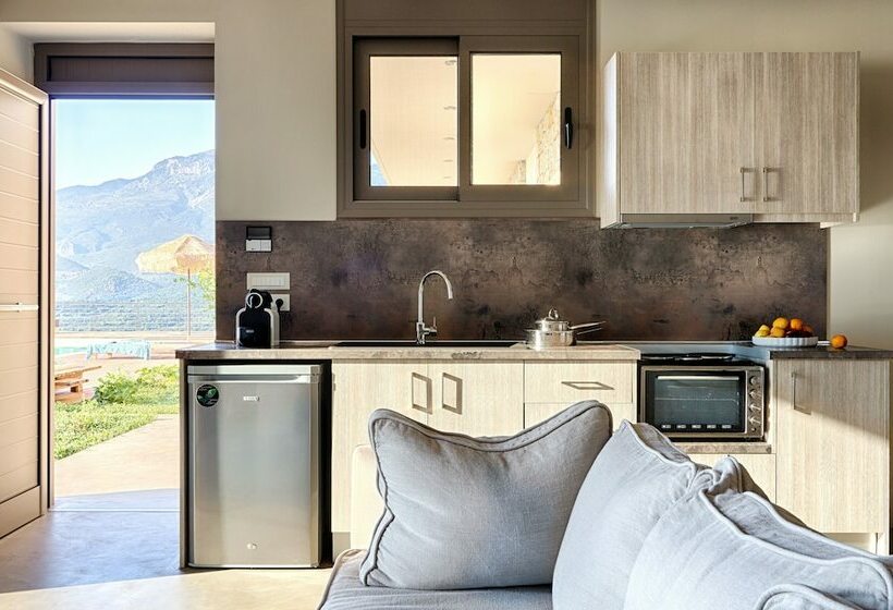 בית מלון כפרי Euphoria Suites