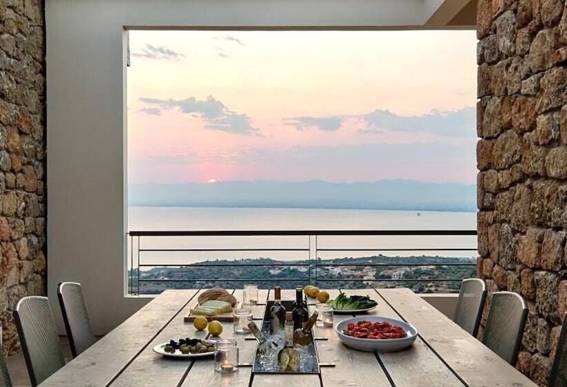 בית מלון כפרי Euphoria Suites