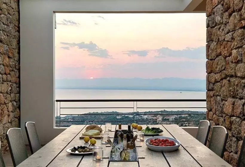 Hotelli Euphoria Suites