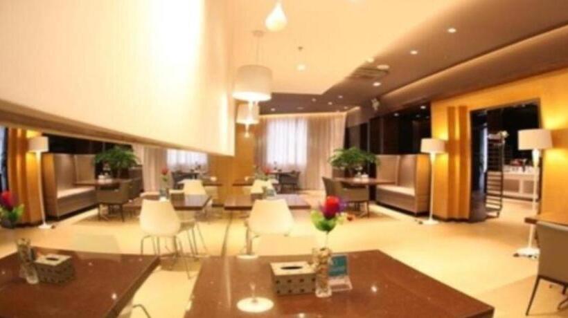 Hotel Jinjiang Inn Danjiangkou Station Road