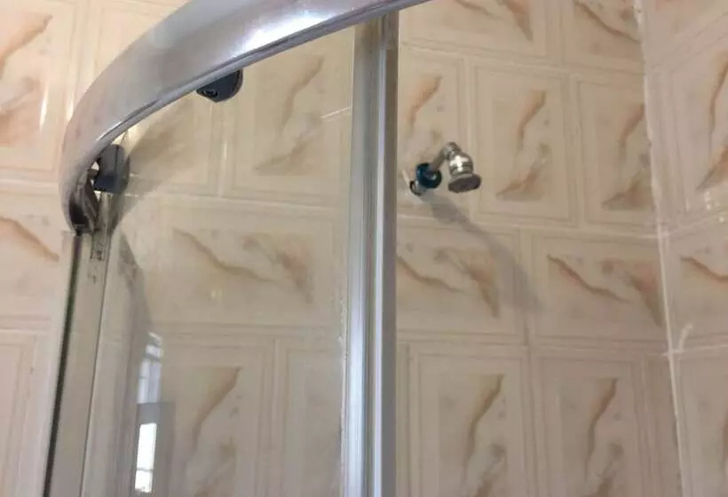 پانسیون Island Avenue Guest House