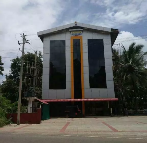 Hotel Adheesh Lodge
