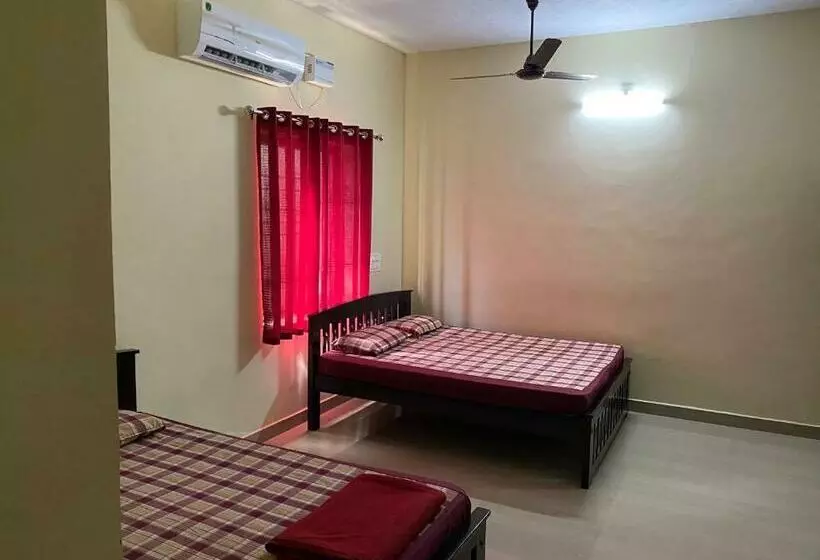 Hotel Adheesh Lodge