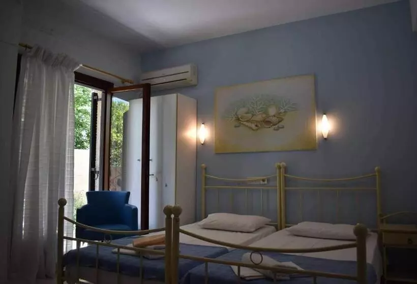 ホテル Iliotropio Studios