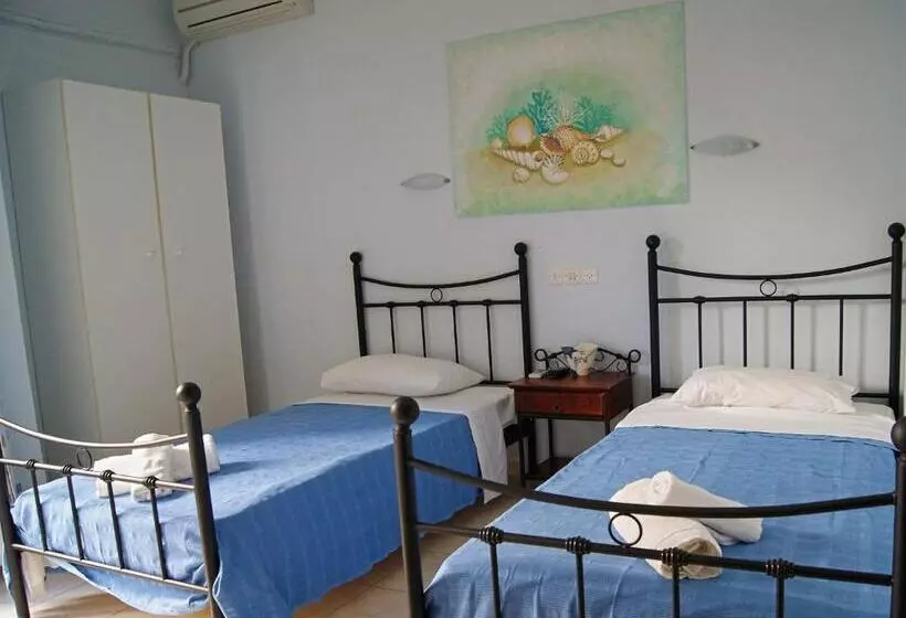 ホテル Iliotropio Studios