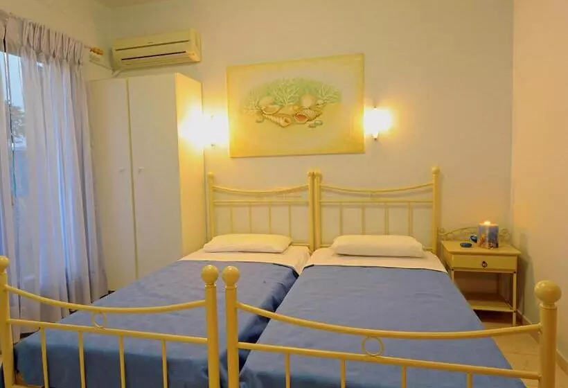 ホテル Iliotropio Studios