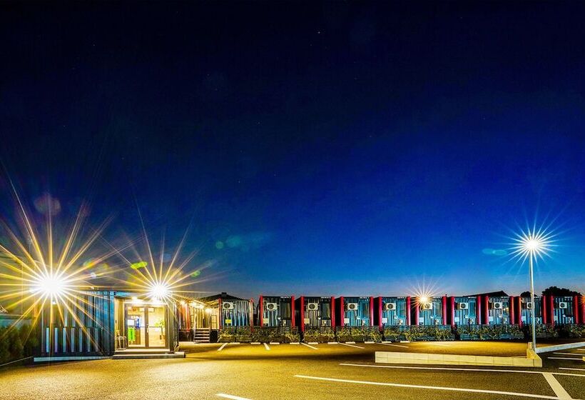 Hotell R9 The Yard Taketoyo