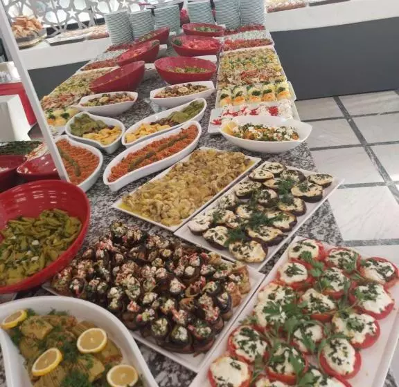 ホテル Roxx Royal