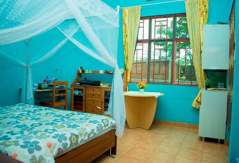 Motel Transit House Airport