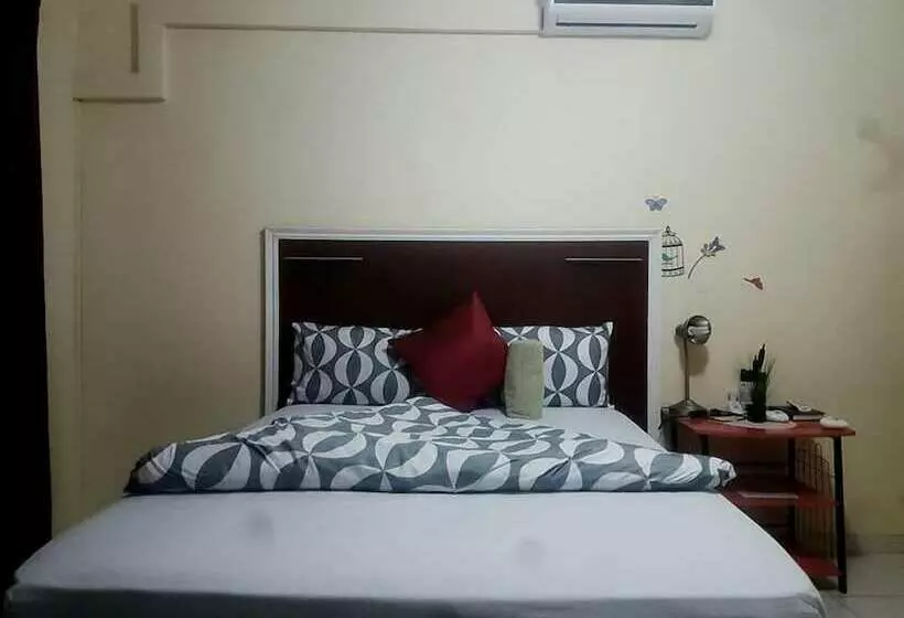 پانسیون P Wake Guesthouse