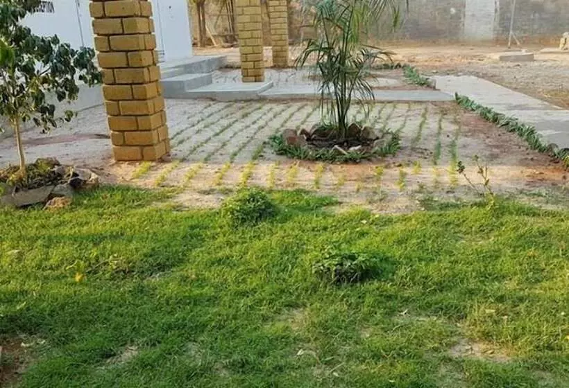 پانسیون P Wake Guesthouse