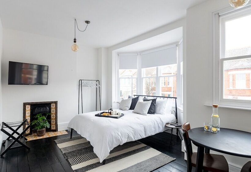 مبيت وإفطار Doghouse Margate