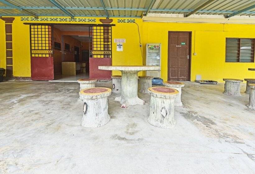 Hotel Oyo 90454 Haza Harmoni Guesthouse