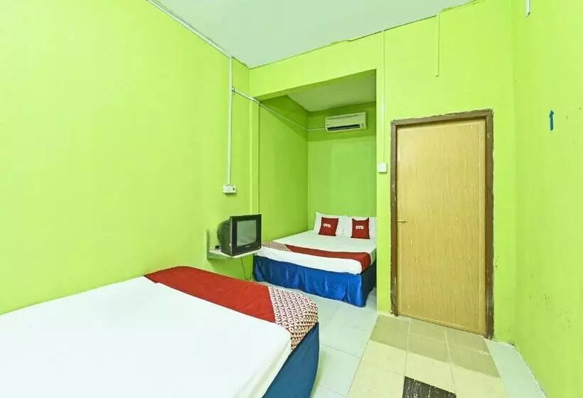 Hotelli Oyo 90454 Haza Harmoni Guesthouse