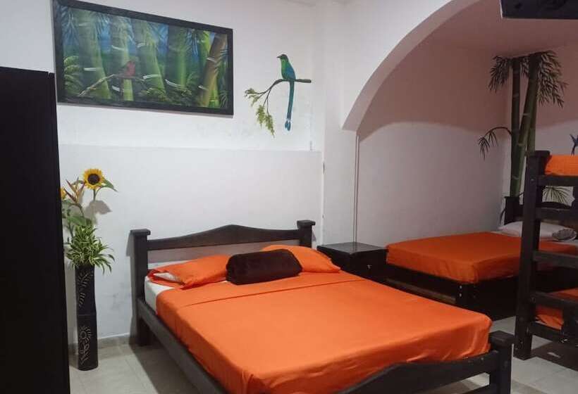 Hotel Plaza Calarcá