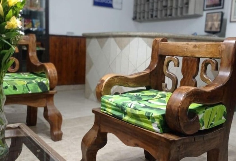 Hotel Plaza Calarcá