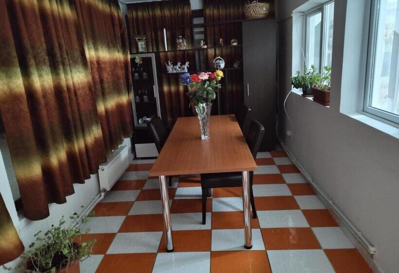 پانسیون Casa Leny