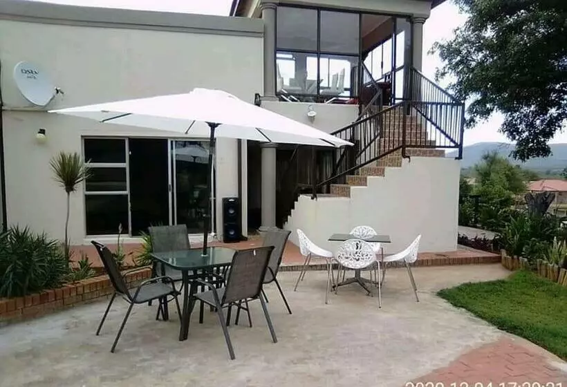 پانسیون Dithabeng View Guest House