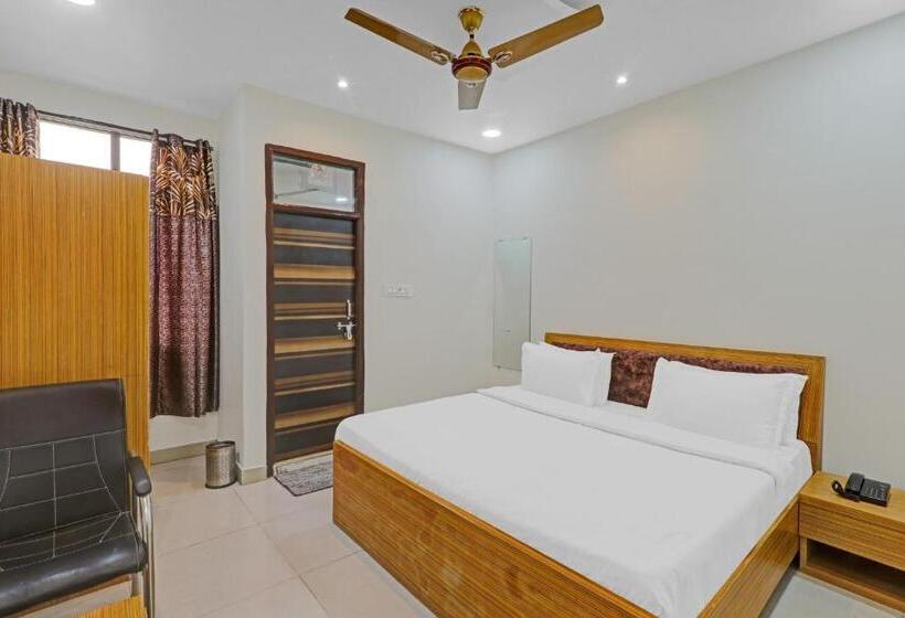 Отель Fabexpress Marigold