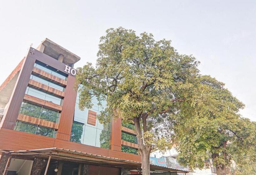 Отель Fabexpress Marigold