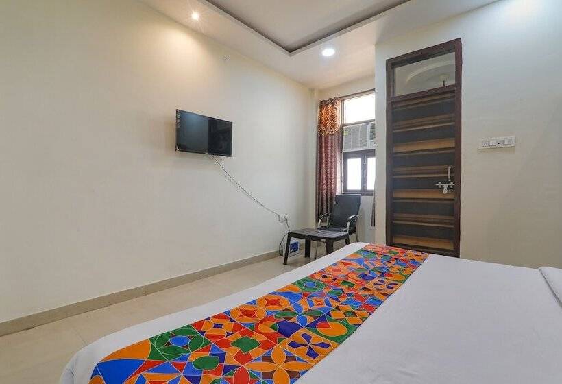 Отель Fabexpress Marigold