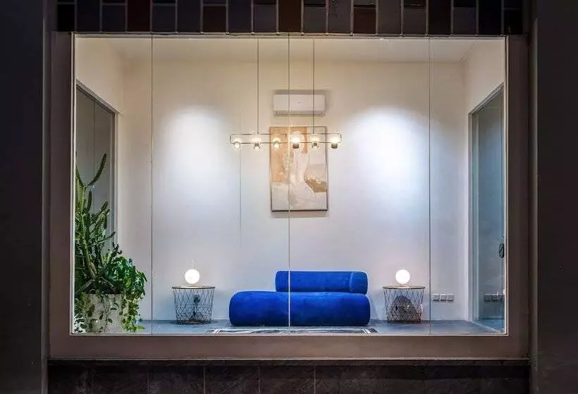 Hotelli Eastern  Bojonegoro