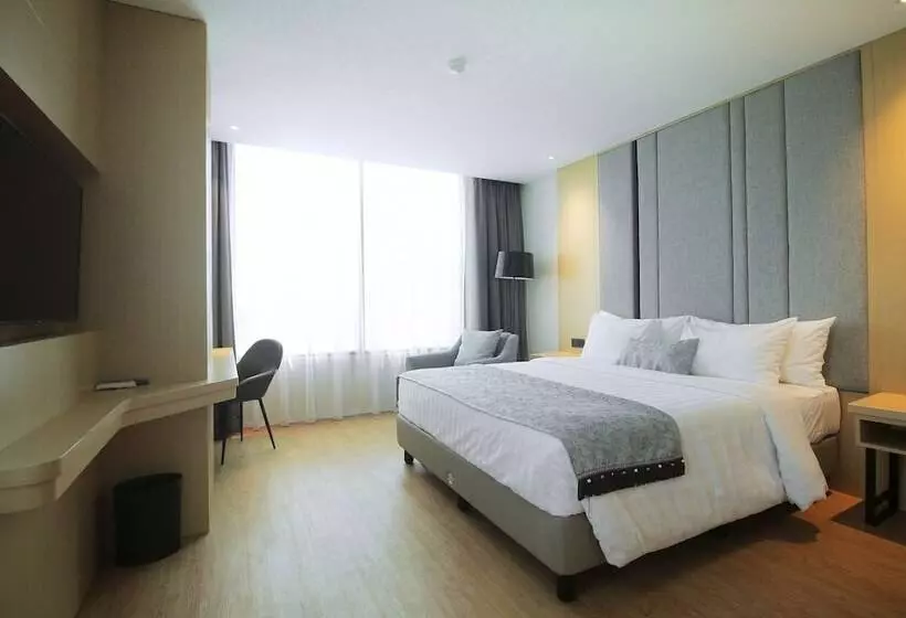 Hotelli Eastern  Bojonegoro