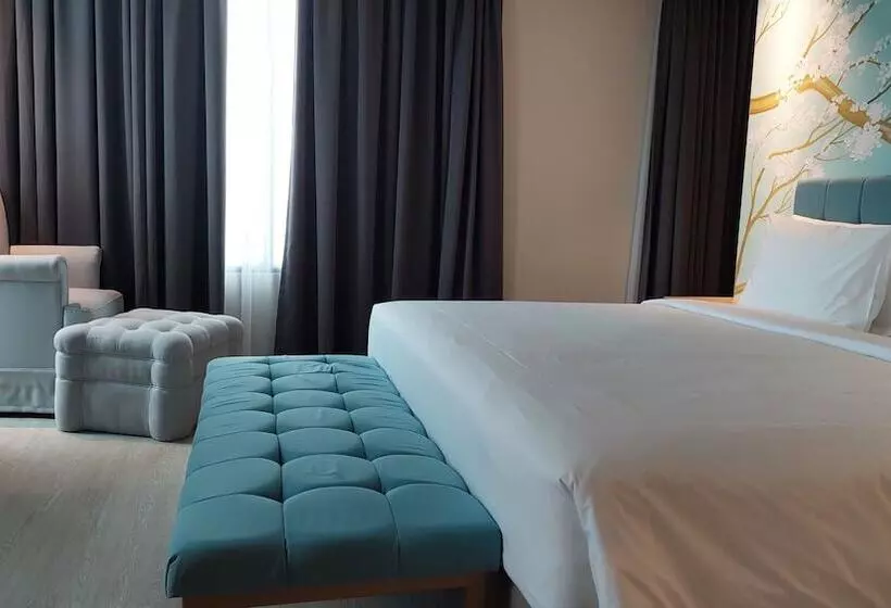 Hotelli Eastern  Bojonegoro