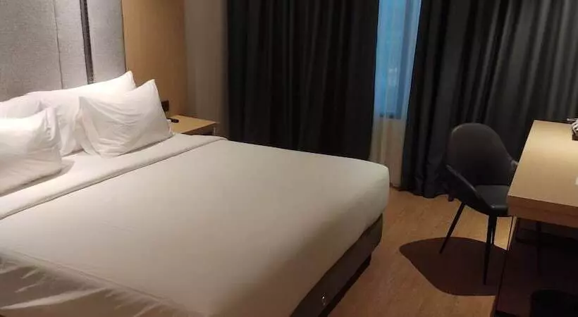 Hotelli Eastern  Bojonegoro