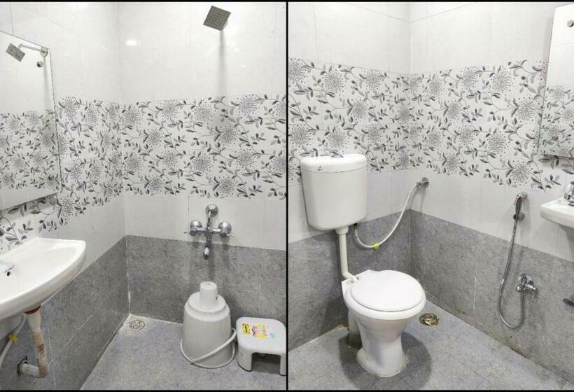 هتل Family Inn Foreign Guest Only