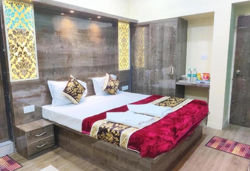 هتل Family Inn Foreign Guest Only