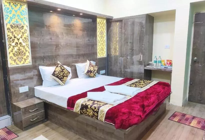 هتل Family Inn Foreign Guest Only