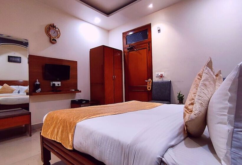 Mahesh By Shrigo Hotels