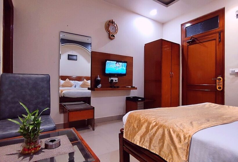 Mahesh By Shrigo Hotels