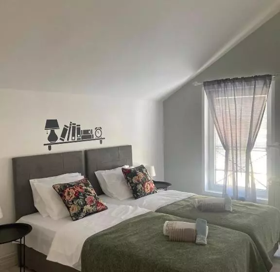 تختخواب و صبحانه Minicity Inn