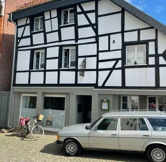 ホテル Pension Ruhrfrosch