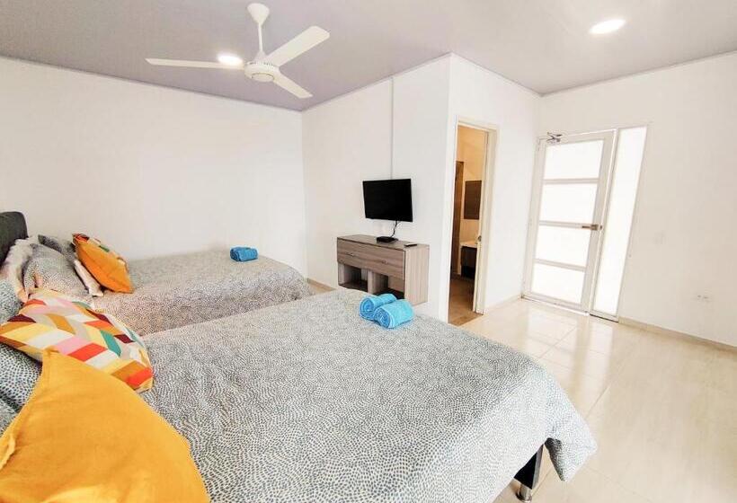 פנסיון Casamia Hotel Boutique   Villeta