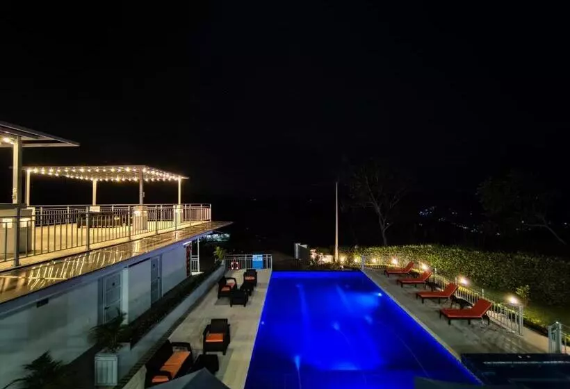 ペンション Casamia Hotel Boutique   Villeta