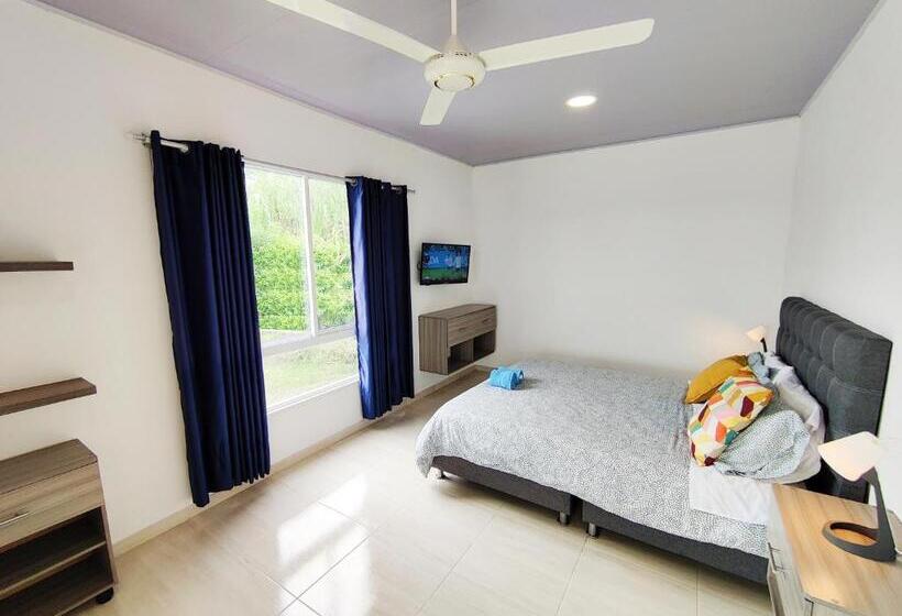 פנסיון Casamia Hotel Boutique   Villeta