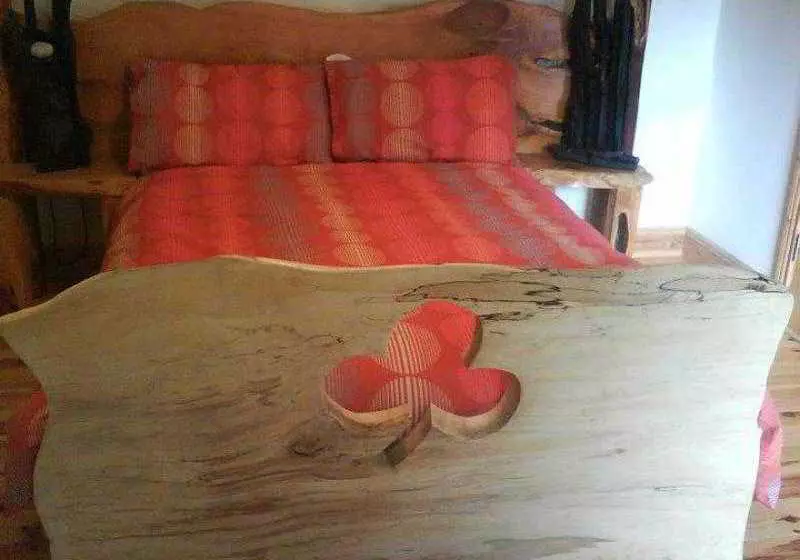 Aamiaismajoitus (B&B) Lissyclearig Thatched Cottage