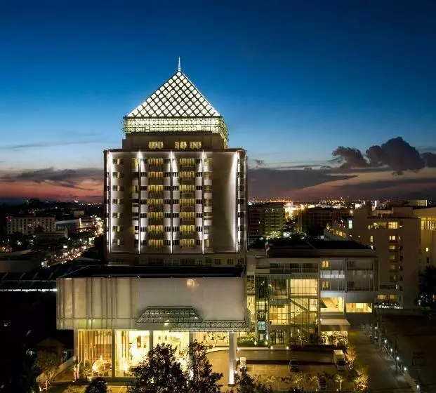 Classic Kameo Hotel & Serviced Apartment, Rayong