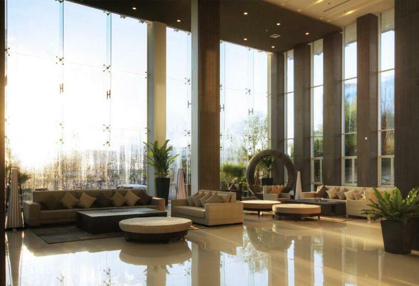 Classic Kameo Hotel & Serviced Apartment, Rayong