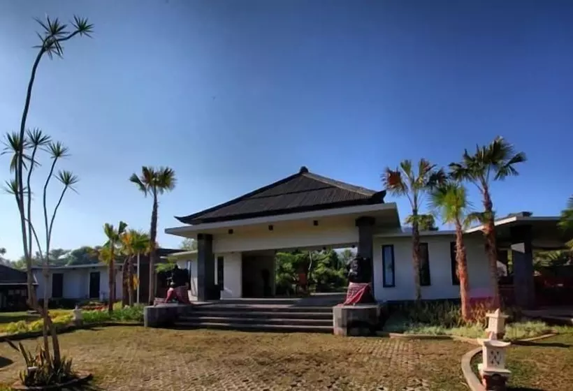 Gino Feruci Villa Lovina