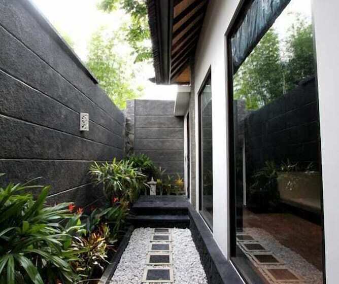 Gino Feruci Villa Lovina